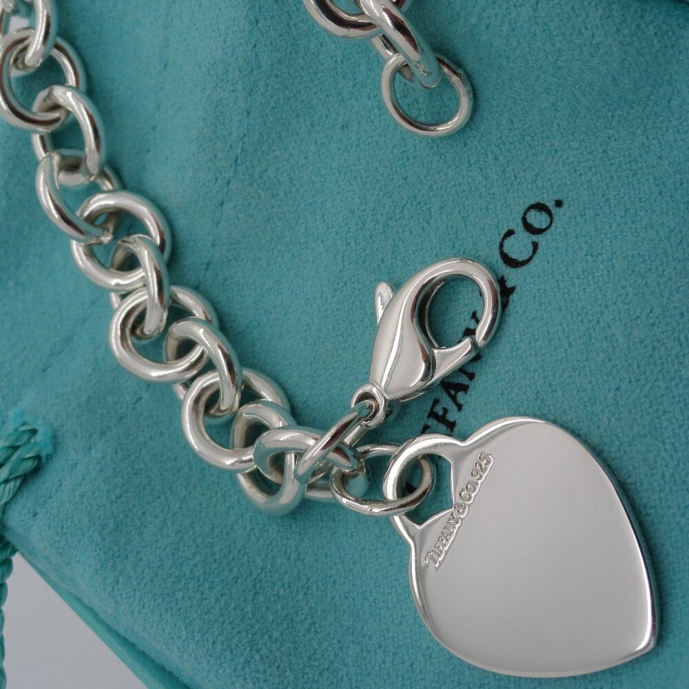 Tiffany & Co. Sterling Silver Heart Tag 7 1/2" Charm Bracelet - Picture 3 of 4